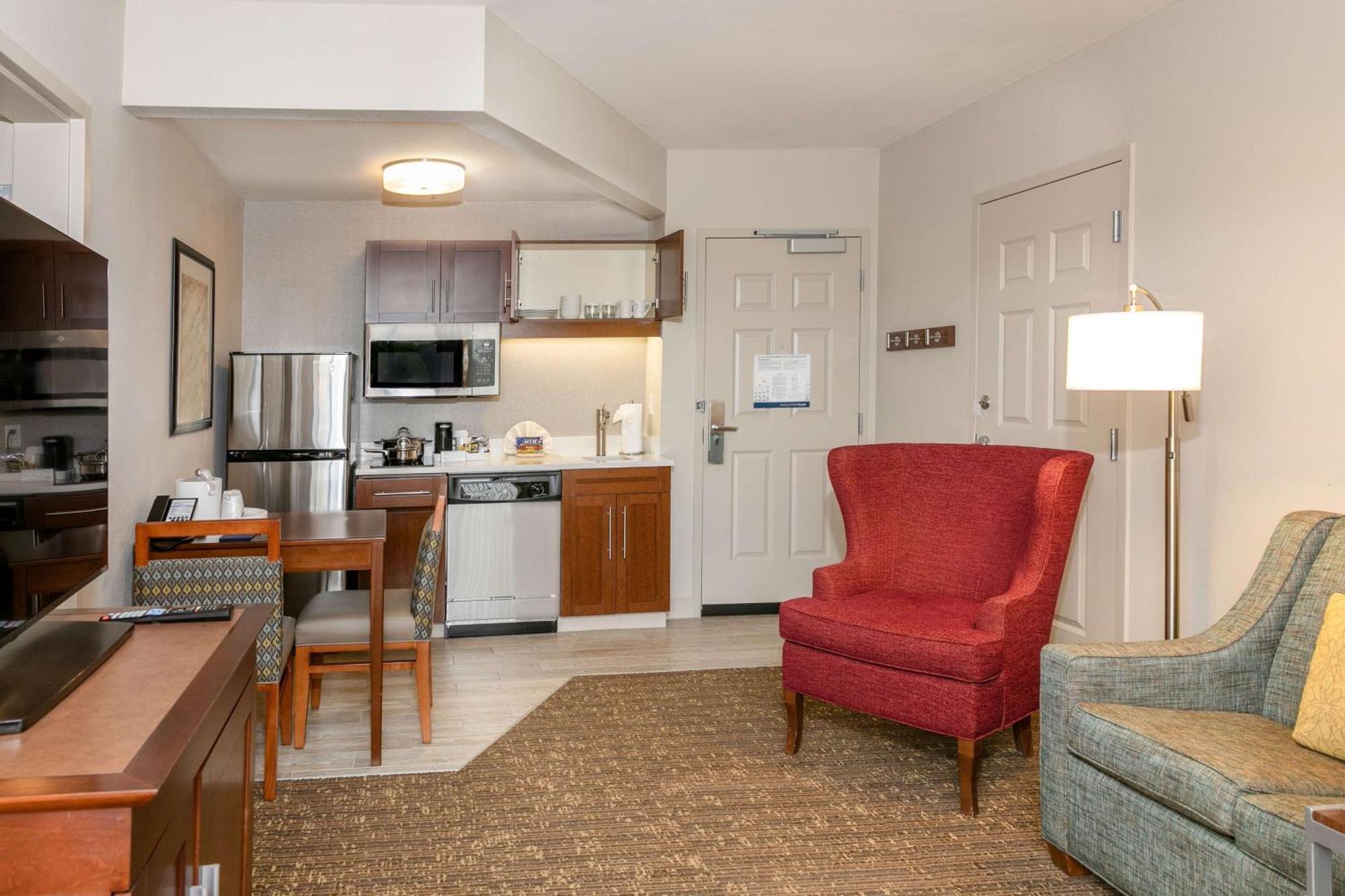 King Suite with Kitchen