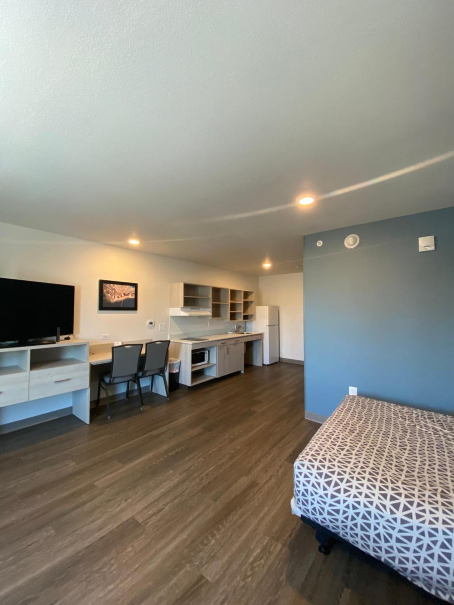 QUEEN SUITE TWO QUEEN BEDS ACCESSIBLE