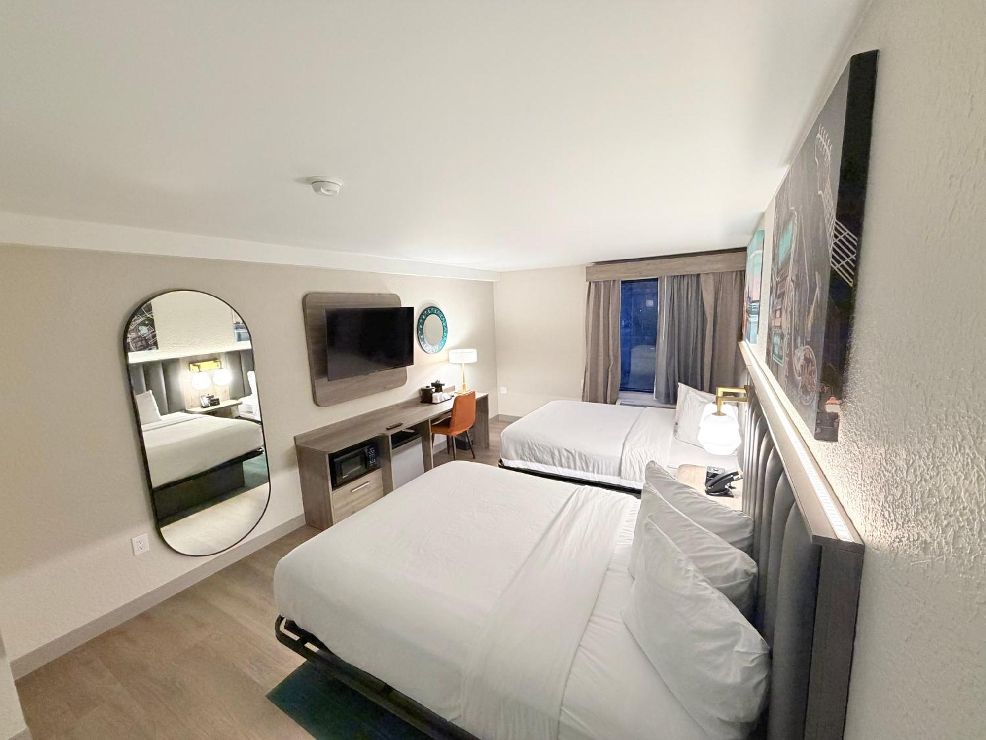 Deluxe Queen Room Two Queen Beds