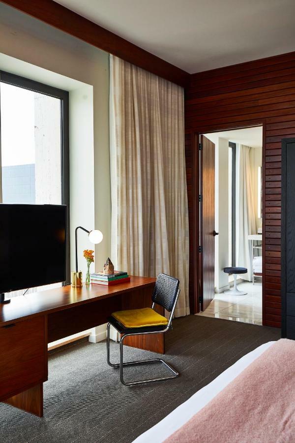 Corner King Room,828588533:JPEG