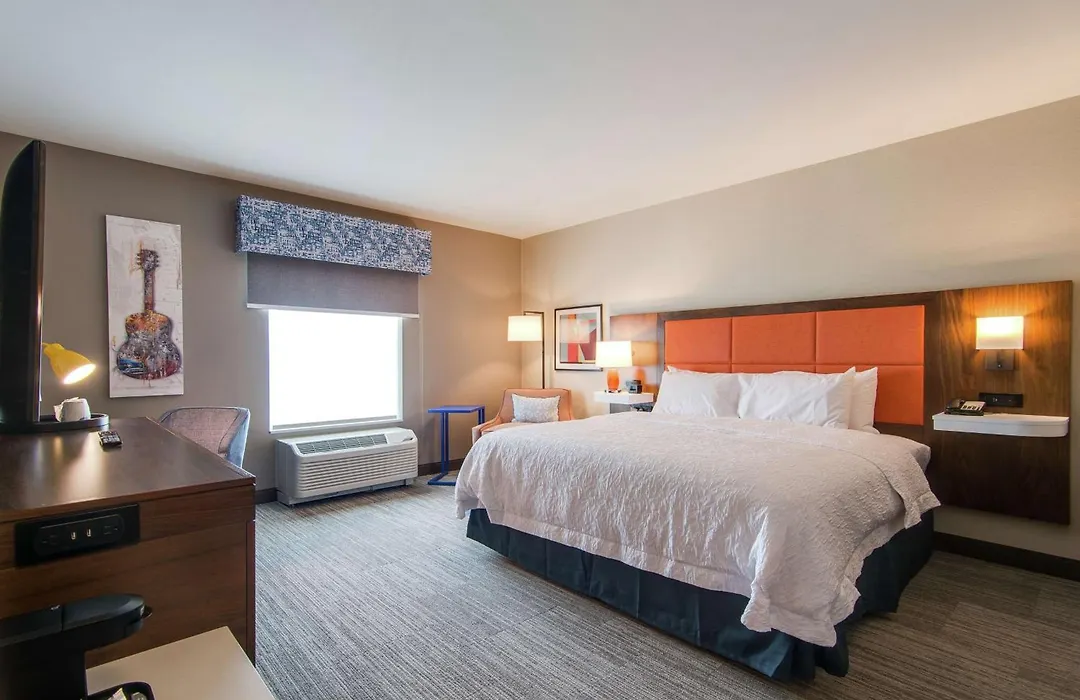 Hampton Inn & Suites By Hilton Nashville North Skyline-1