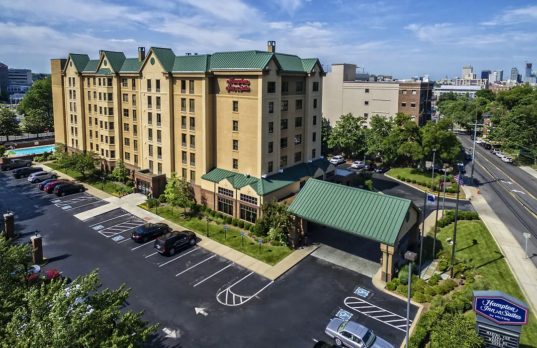 Hampton Inn & Suites Nashville-Vanderbilt-Elliston Place-1