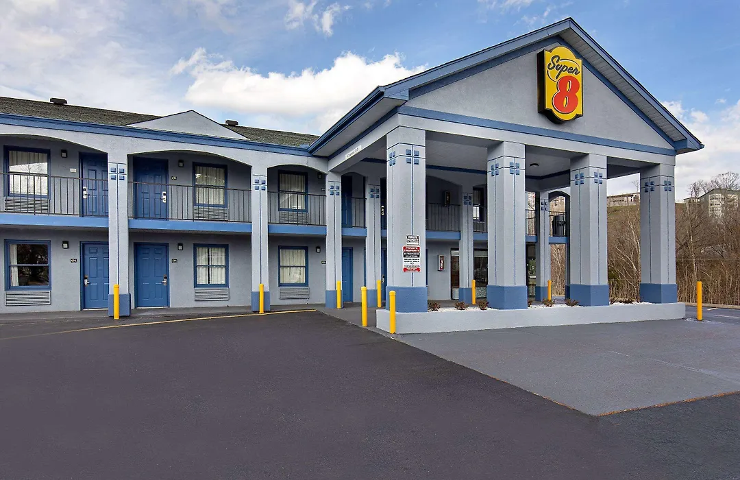 Super 8 By Wyndham Nashville West-1