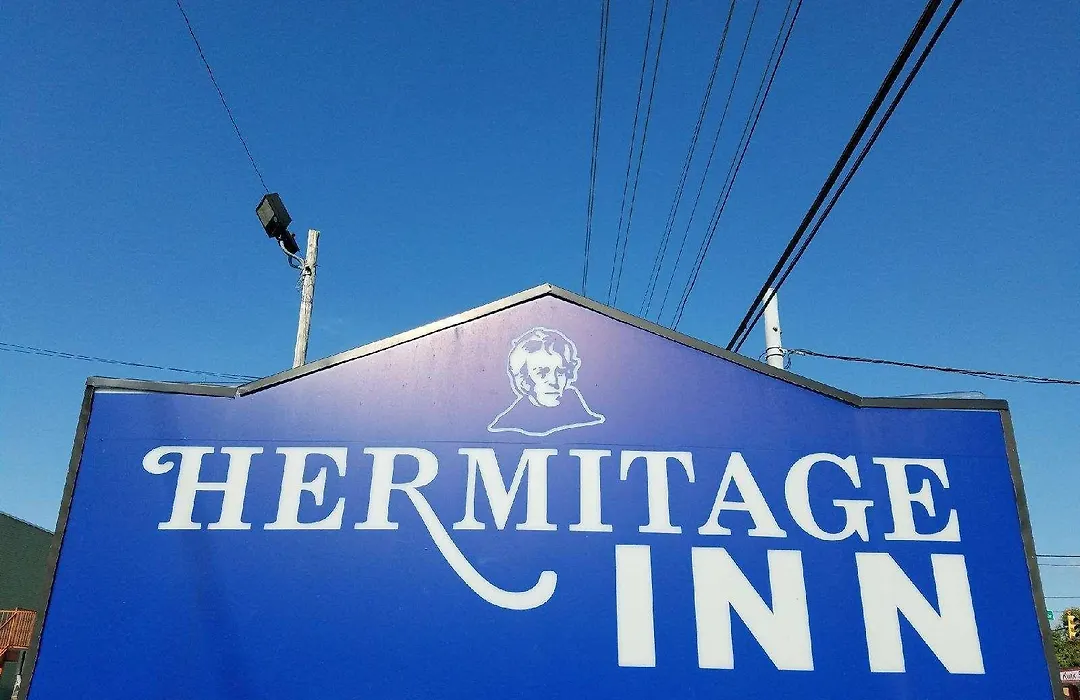 Hermitage Inn-1
