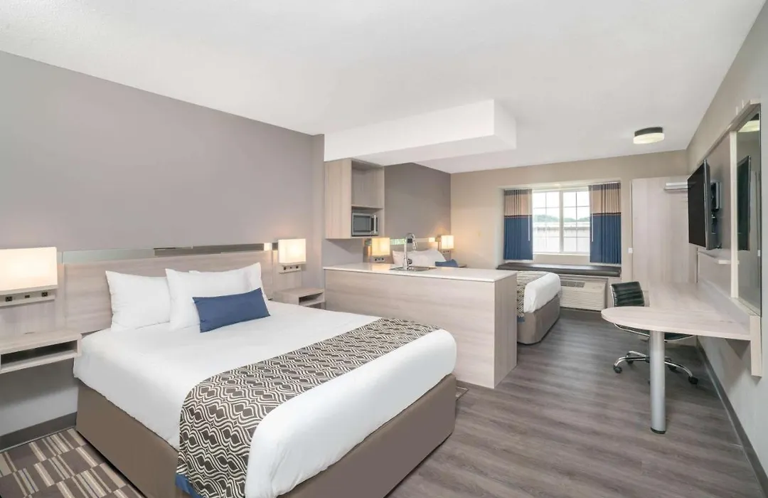 Microtel Inn & Suites By Wyndham Nashville-1