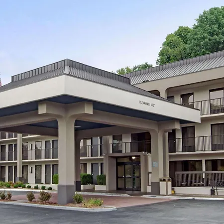 Baymont By Wyndham Nashville Airport-2