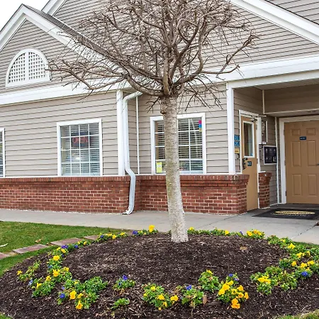 Suburban Extended Stay Hotel Hermitage-3