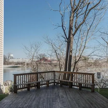Captain'S Quarters Riverfront #3-2