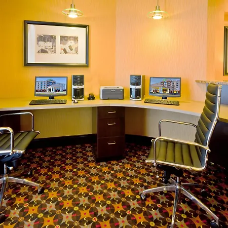 Holiday Inn Express Nashville-Opryland By Ihg-3