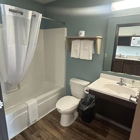 Woodspring Suites Nashville Airport-2