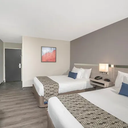Microtel Inn & Suites By Wyndham Nashville-3