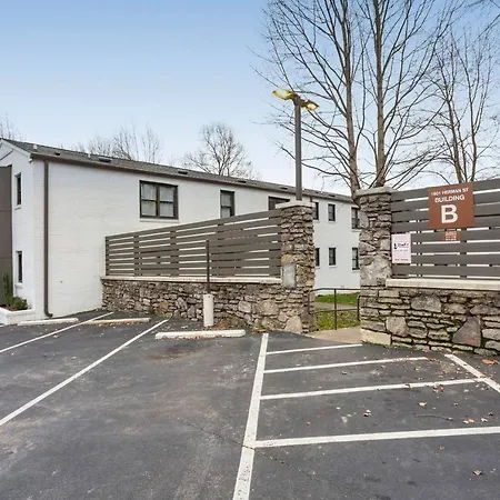 Abode Nashville - Marathon Village Near Downtown-2